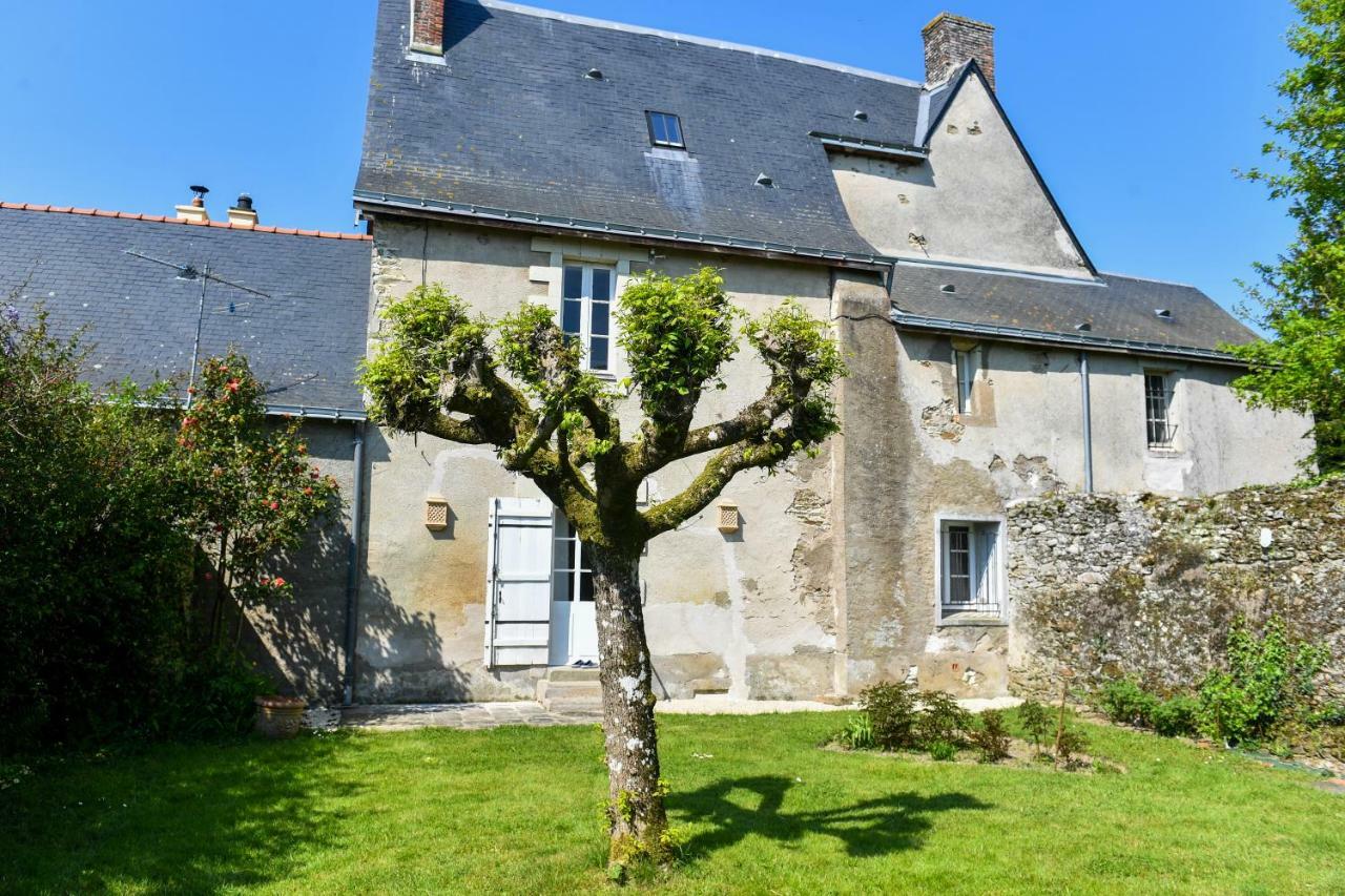 Chateau De La Grand'Cour Grandchamp-des-Fontaines Exterior foto